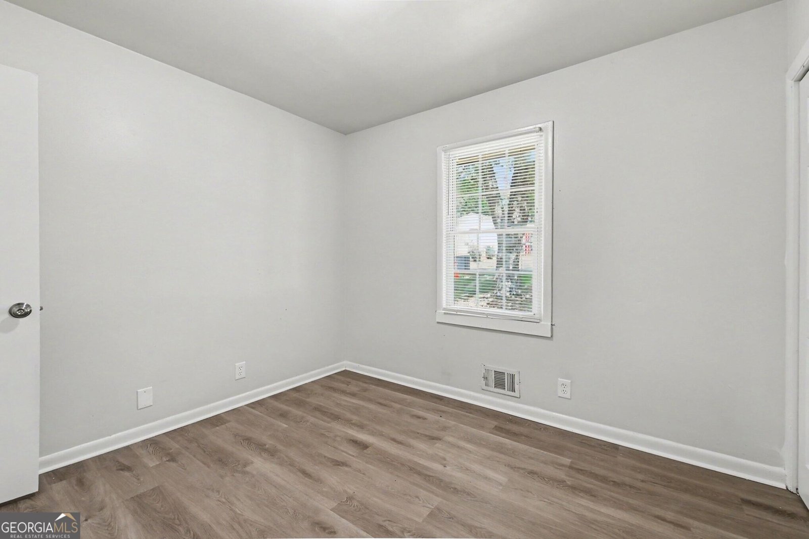 5041 Mountain Street Stone Mountain - Photo 14