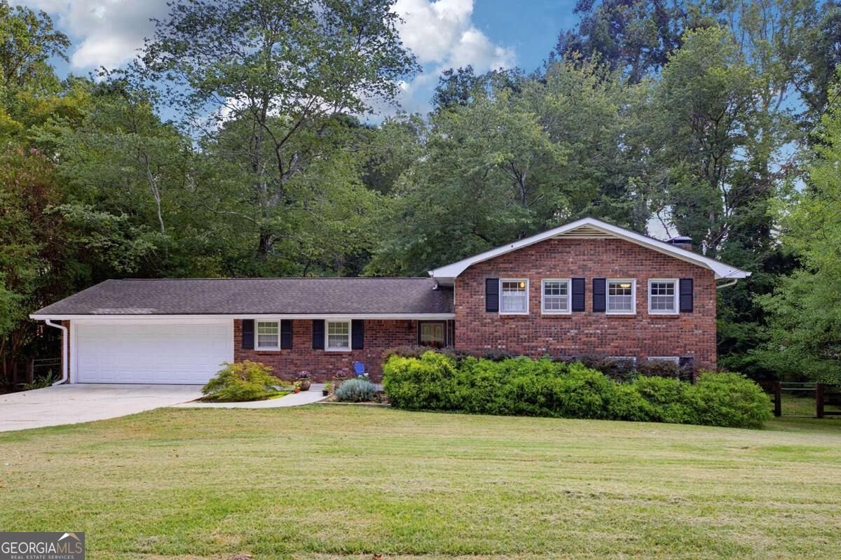 949 Tranquil Drive Austell - main photo