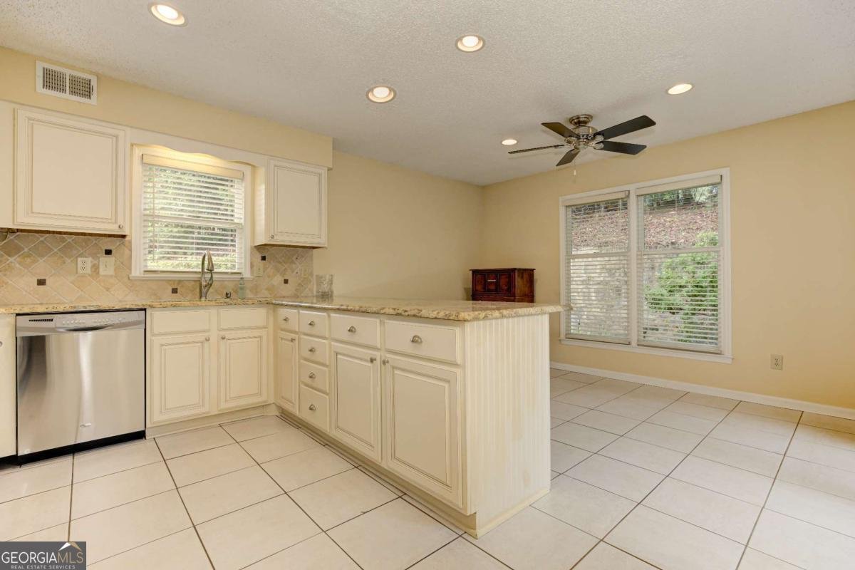 73 Jessica Place Marietta - Photo 20