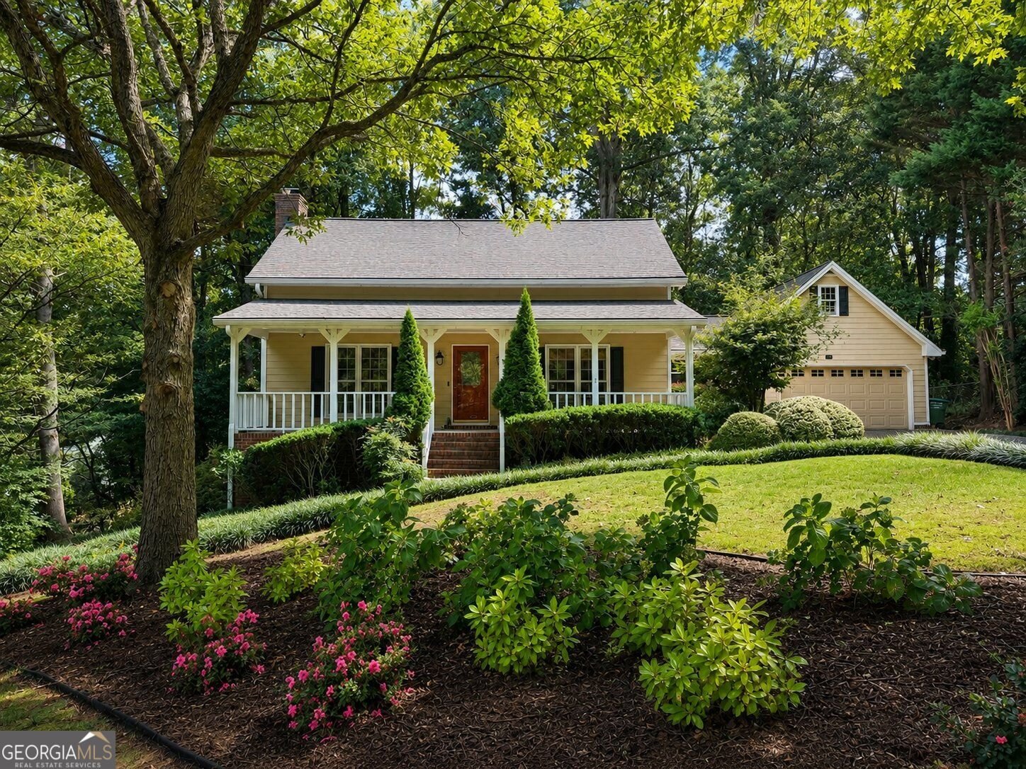 1052 Evelyn Lane Lilburn - main photo
