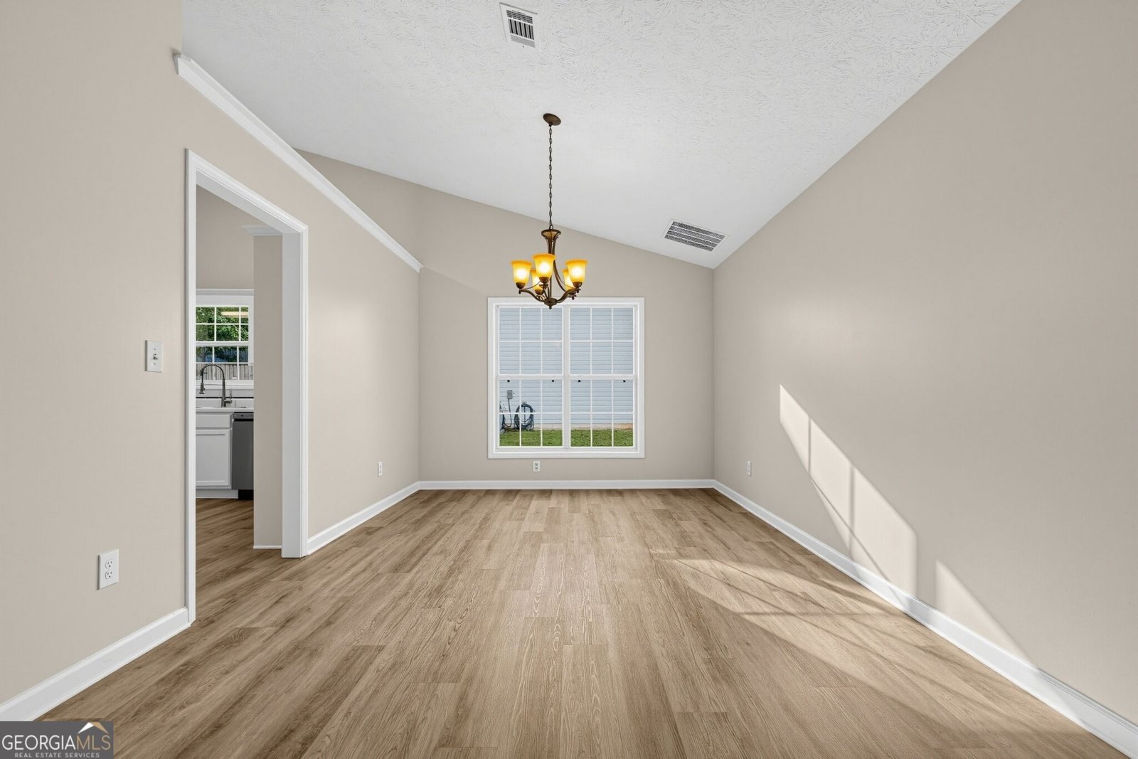2720 Matlin Way Buford - Photo 8