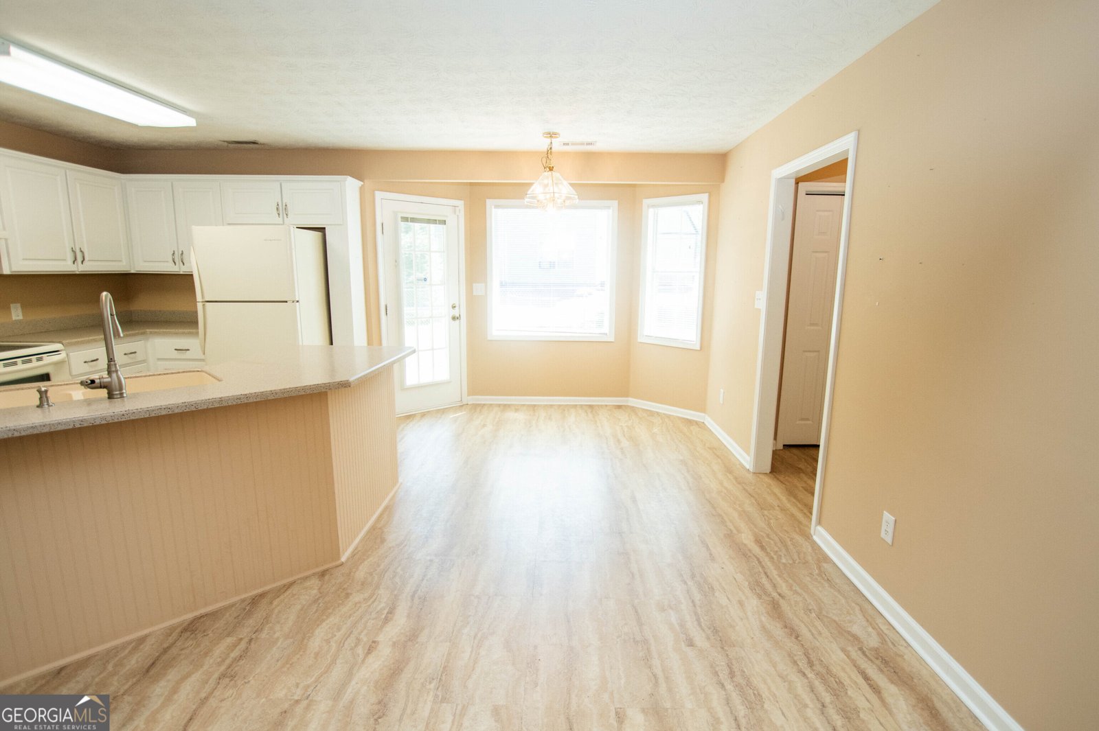 487 Spring Street Social Circle - Photo 10