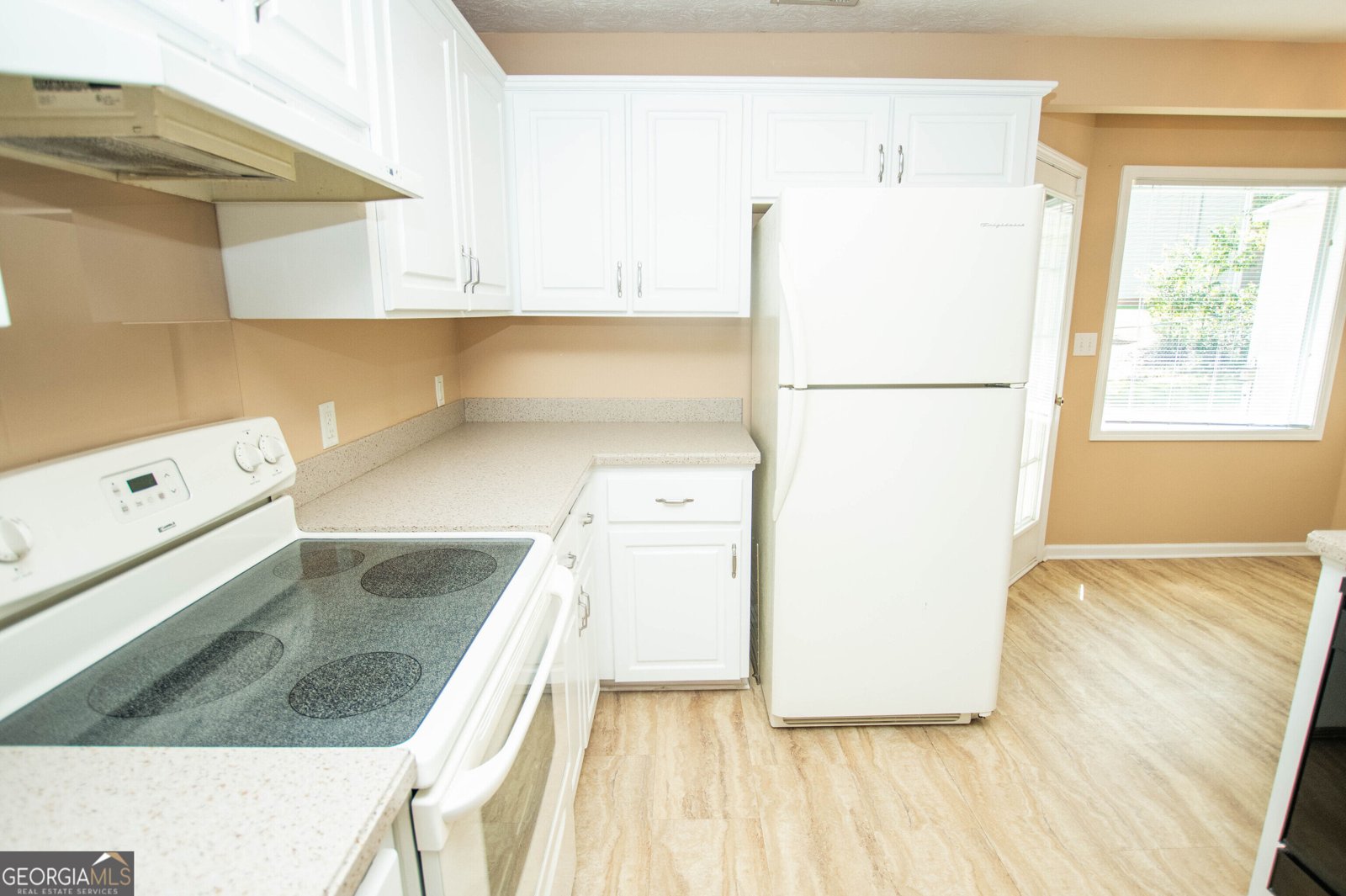 487 Spring Street Social Circle - Photo 11