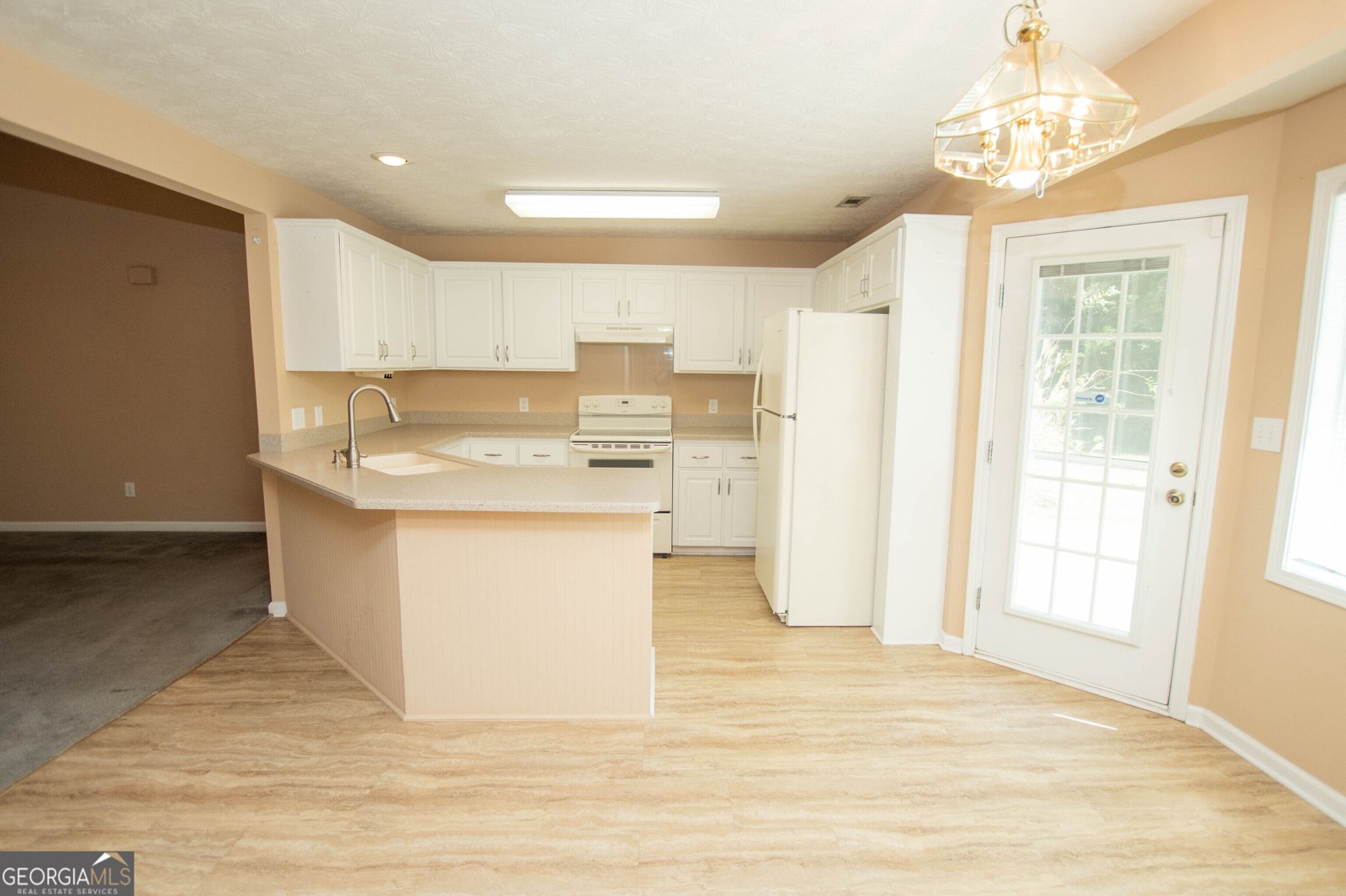 487 Spring Street Social Circle - Photo 7