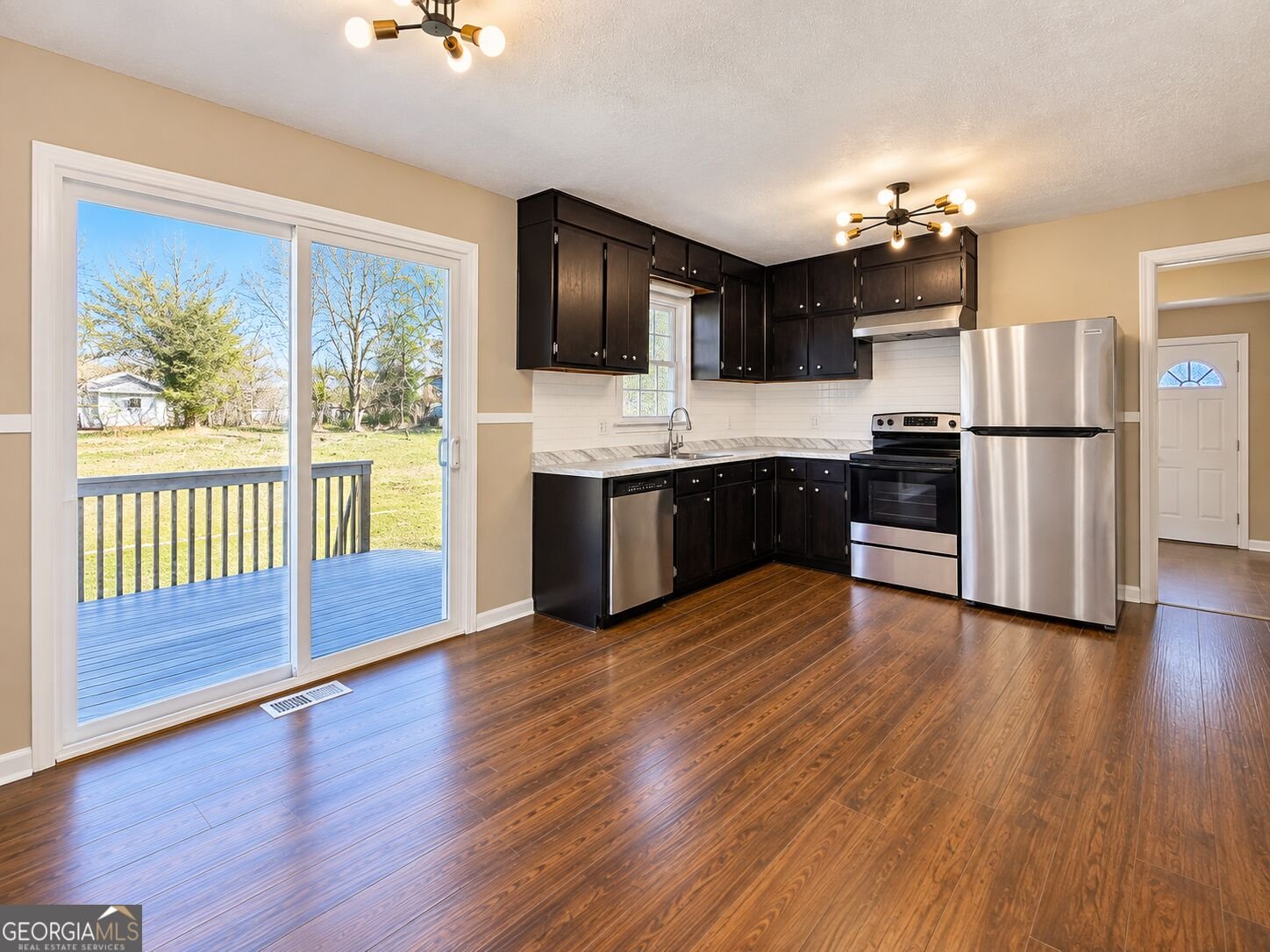 1091 Mountain View Road Conyers - Photo 2