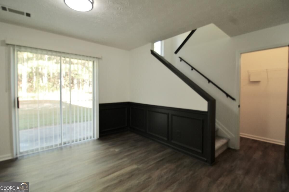9515 Lakeview Road Union City - Photo 8