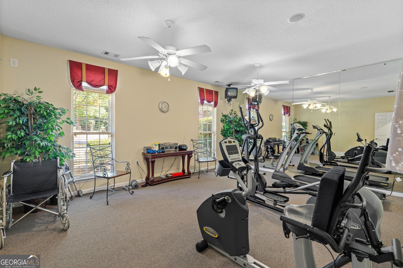 4232 Pondview Way Oakwood - Photo 19