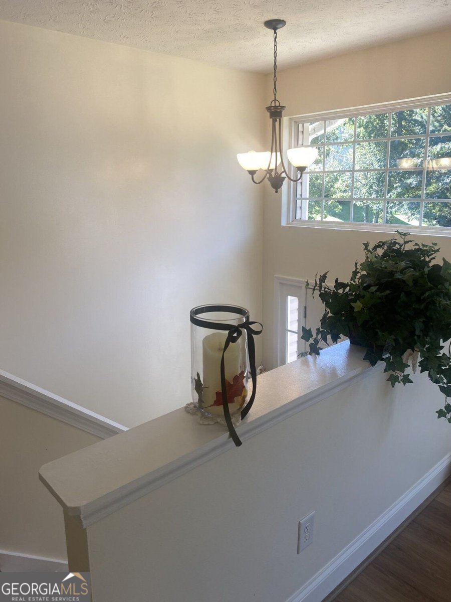 5482 Latham Manor Drive Gainesville - Photo 8