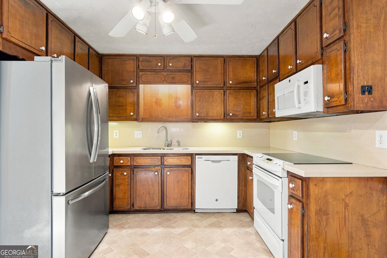 1761 Honey Creek Road Conyers - Photo 31