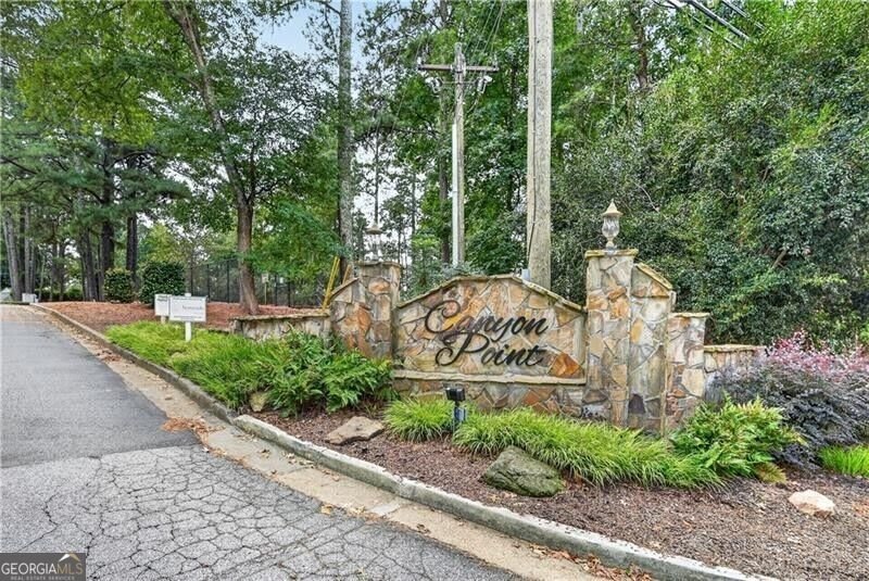 1005 Canyon Point Circle Roswell - Photo 22