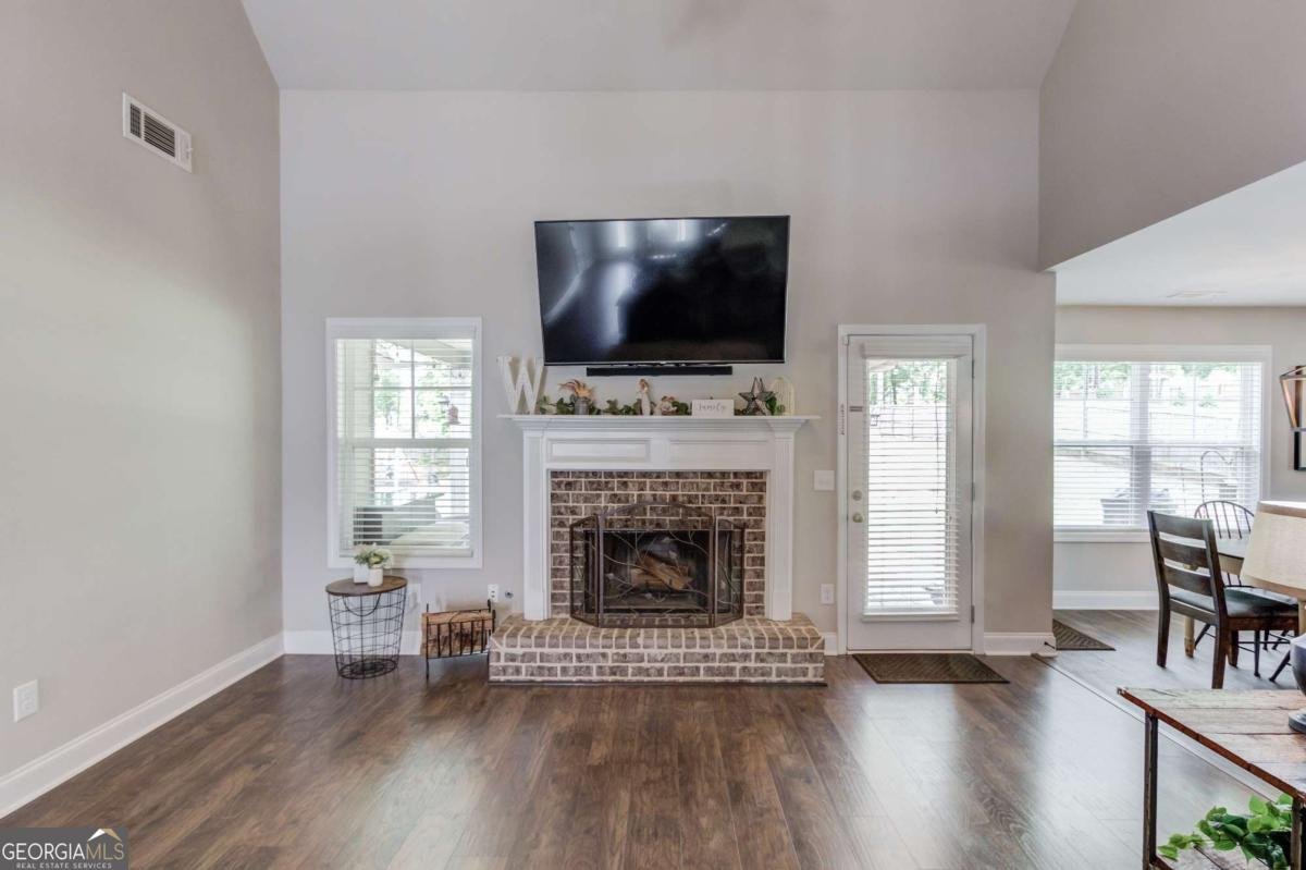 242 Lokeys Circle Bethlehem - Photo 10