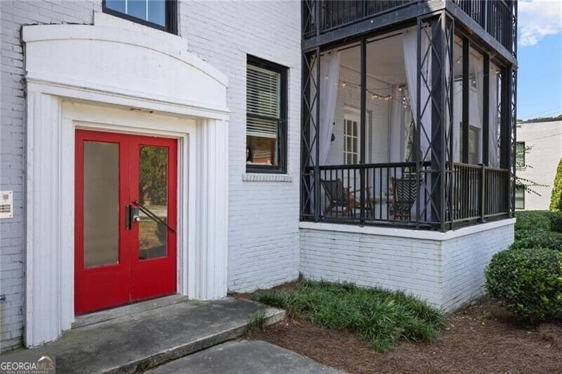 88 Peachtree Memorial Drive Atlanta - main photo