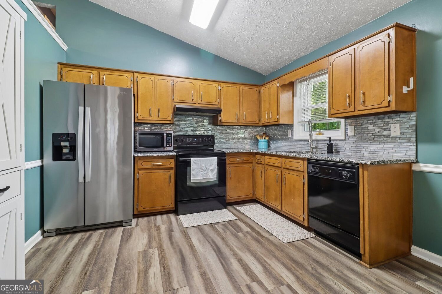 2580 Suncrest Court Buford - Photo 11