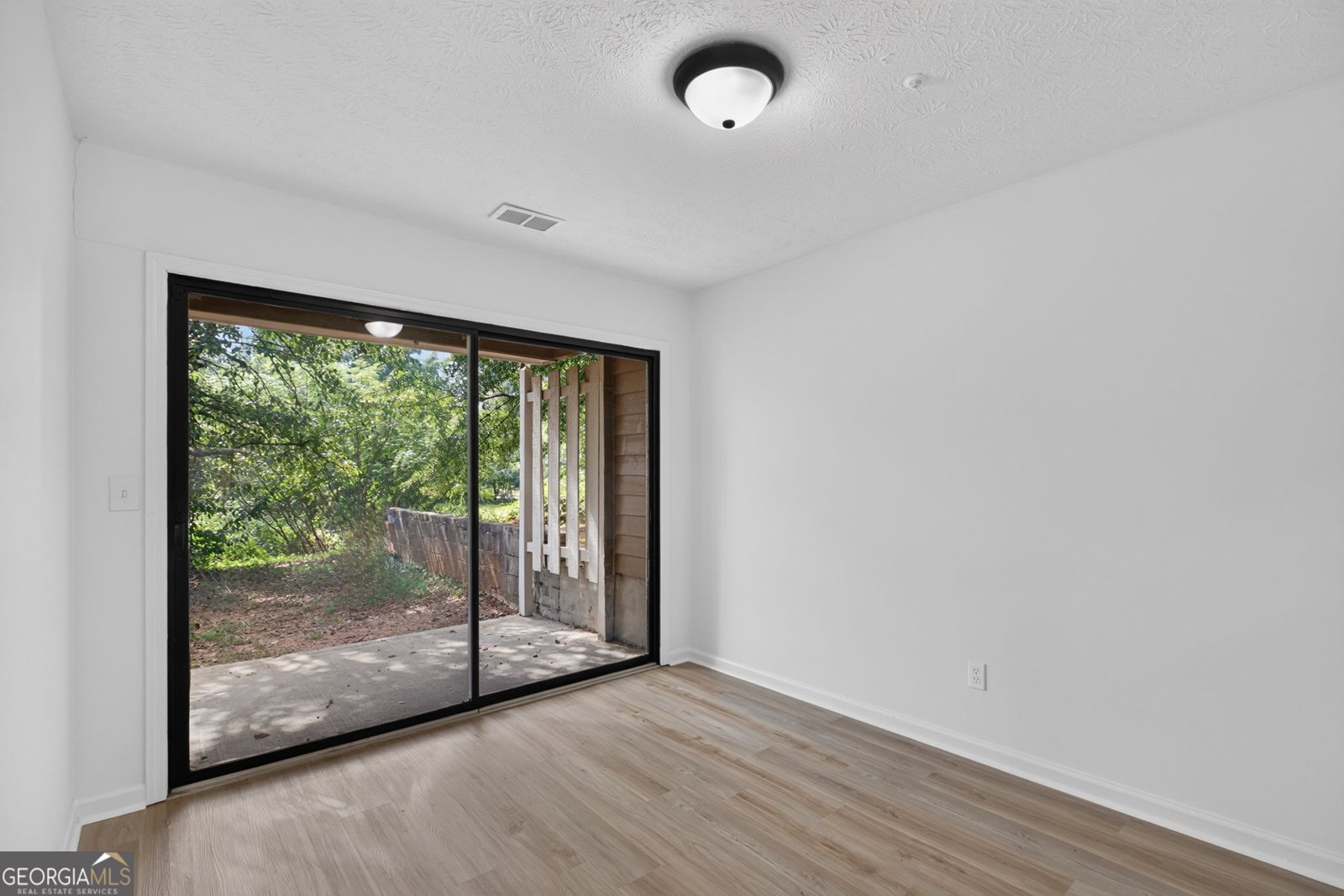 1555 Burnstone Drive Stone Mountain - Photo 11