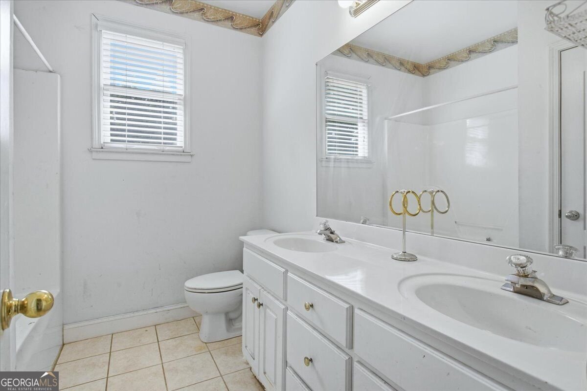 140 Lake Lucinda Drive Covington - Photo 10