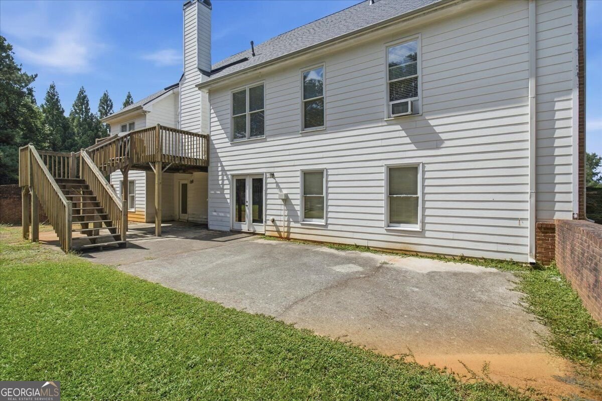 140 Lake Lucinda Drive Covington - Photo 33