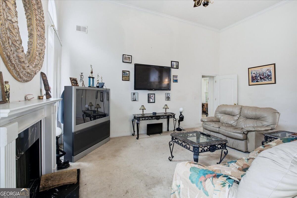 140 Lake Lucinda Drive Covington - Photo 7