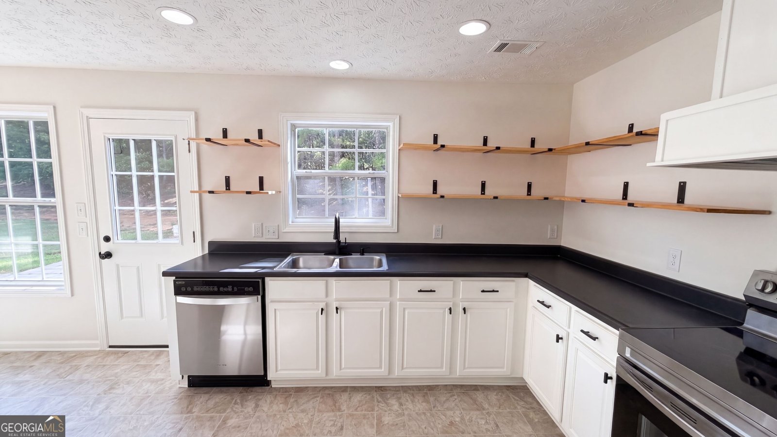 1668 Bennett Drive McDonough - Photo 15