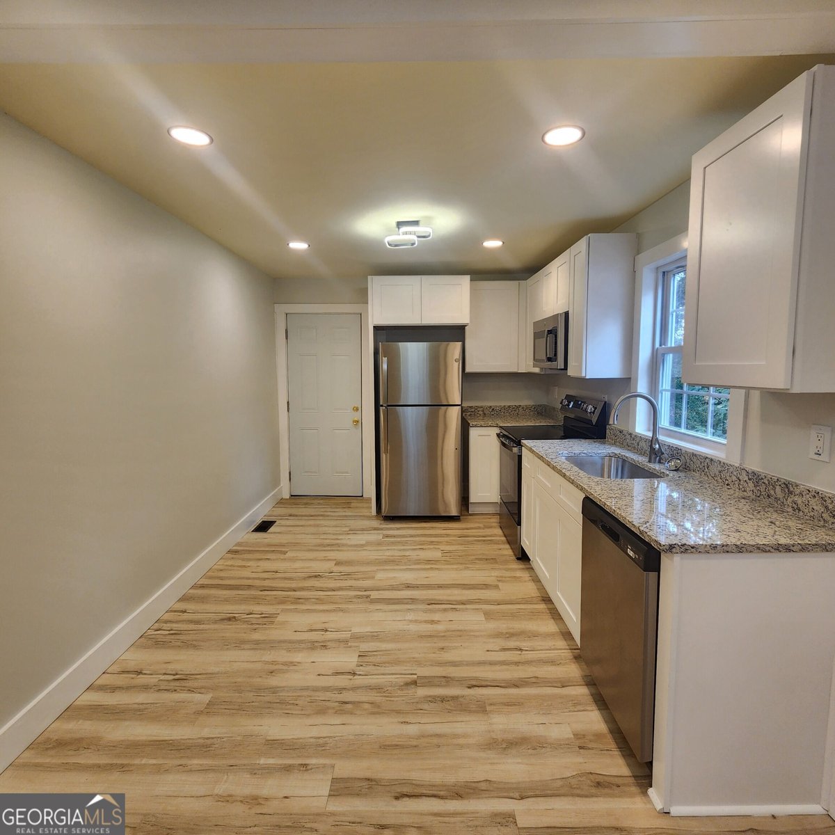 2039 Gober Avenue Smyrna - Photo 6