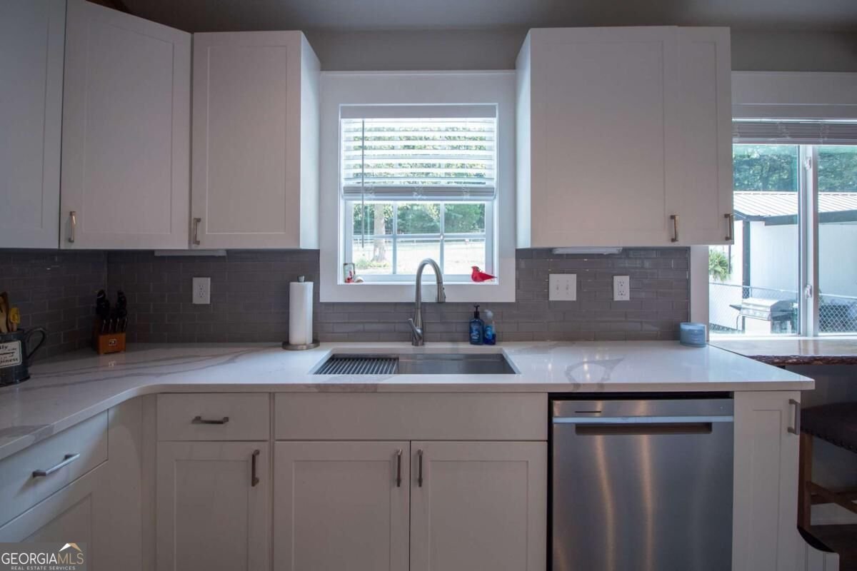2439 Ila Road Commerce - Photo 23