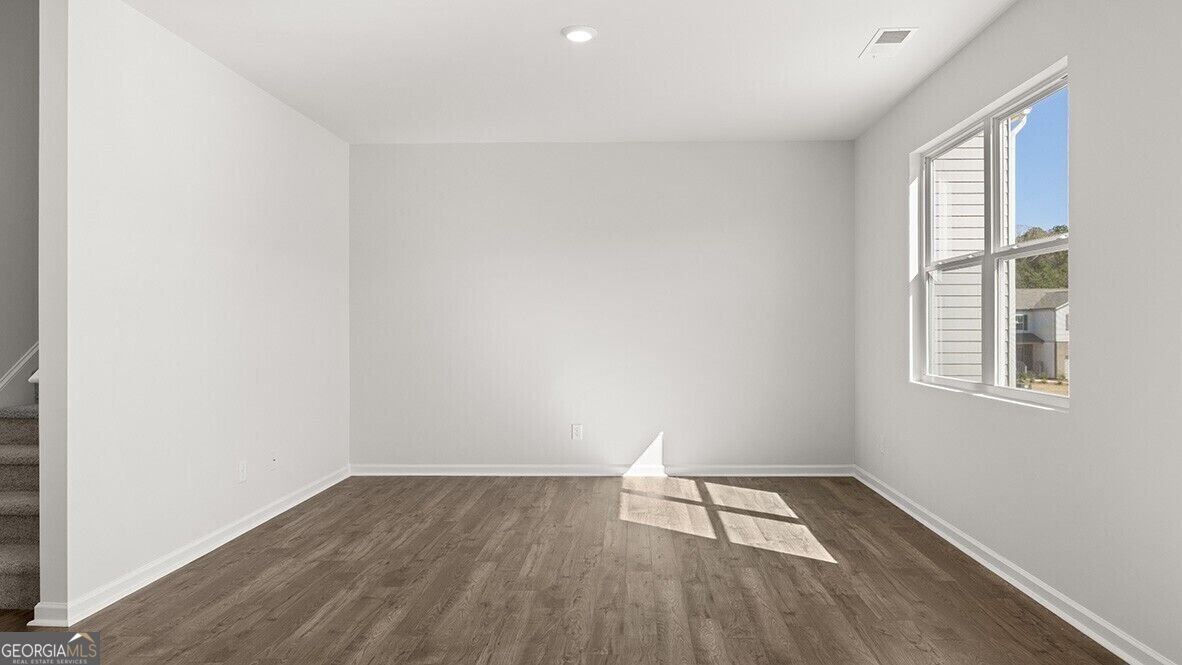 8197 Elkhorn Court Fairburn - Photo 10