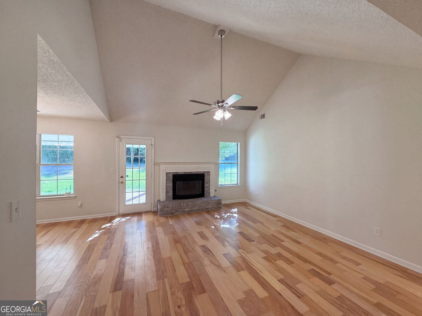 105 Nanci Court Stockbridge - Photo 7