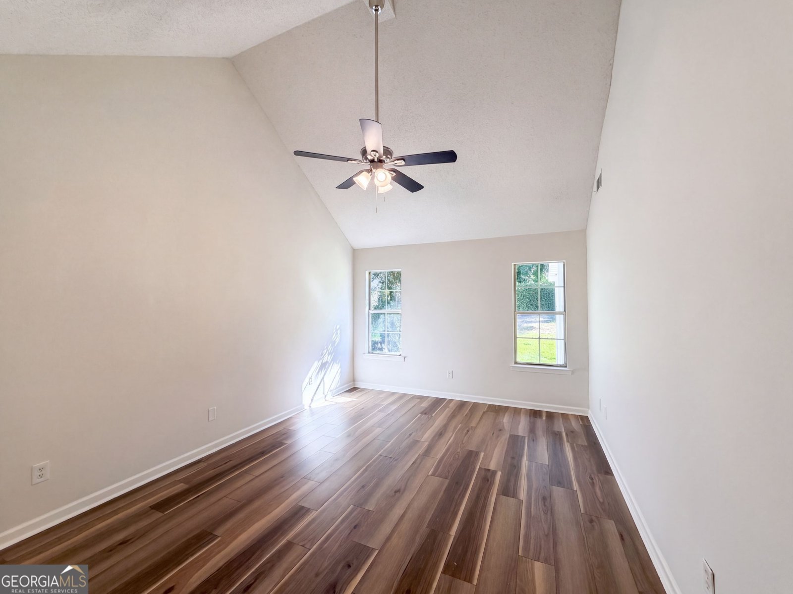 105 Nanci Court Stockbridge - Photo 9