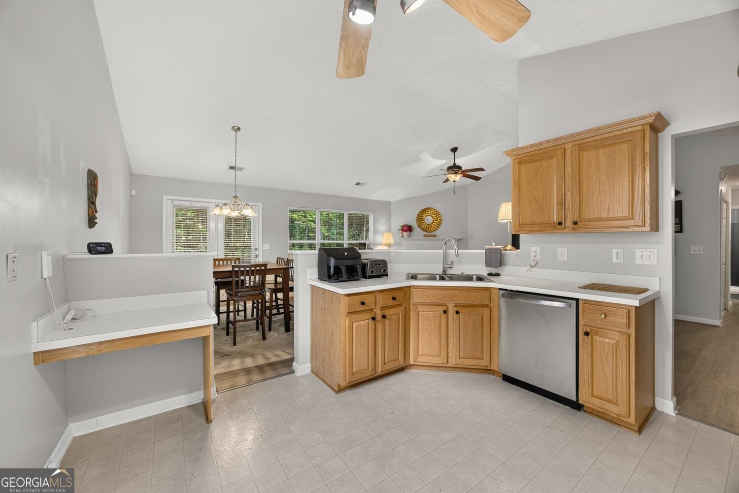 7512 Deer Creek Drive Union City - Photo 9