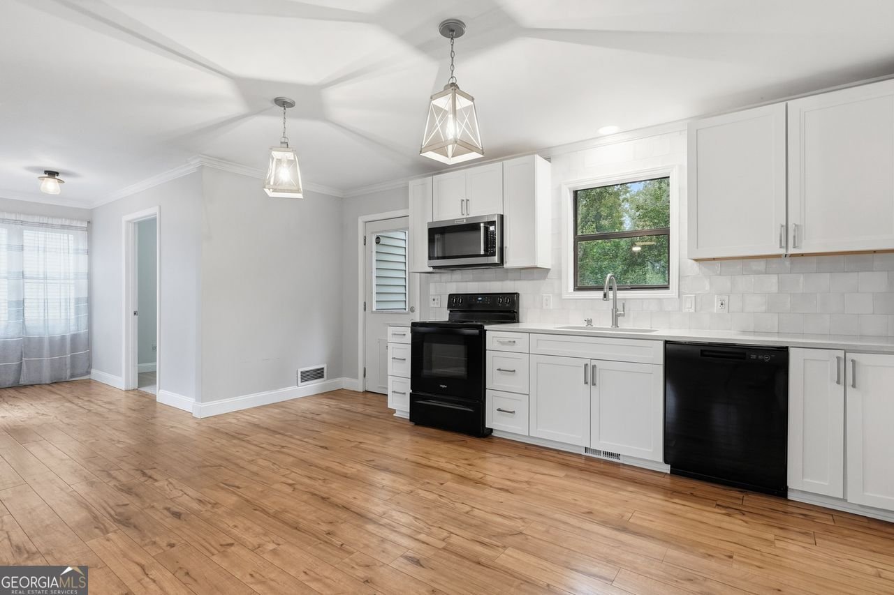 2550 Lakeview Trail Cumming - Photo 12