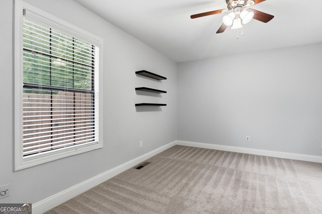 2550 Lakeview Trail Cumming - Photo 19