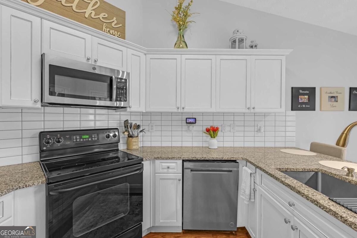225 DUNAGAN Drive Lawrenceville - Photo 9