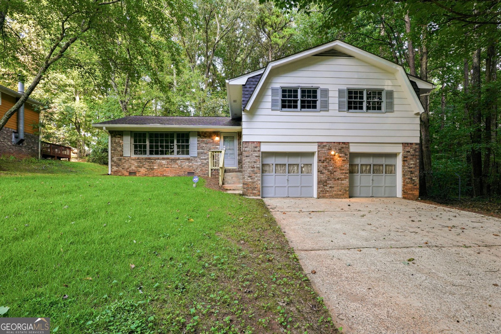 7052 Lodgepole Drive Morrow - main photo