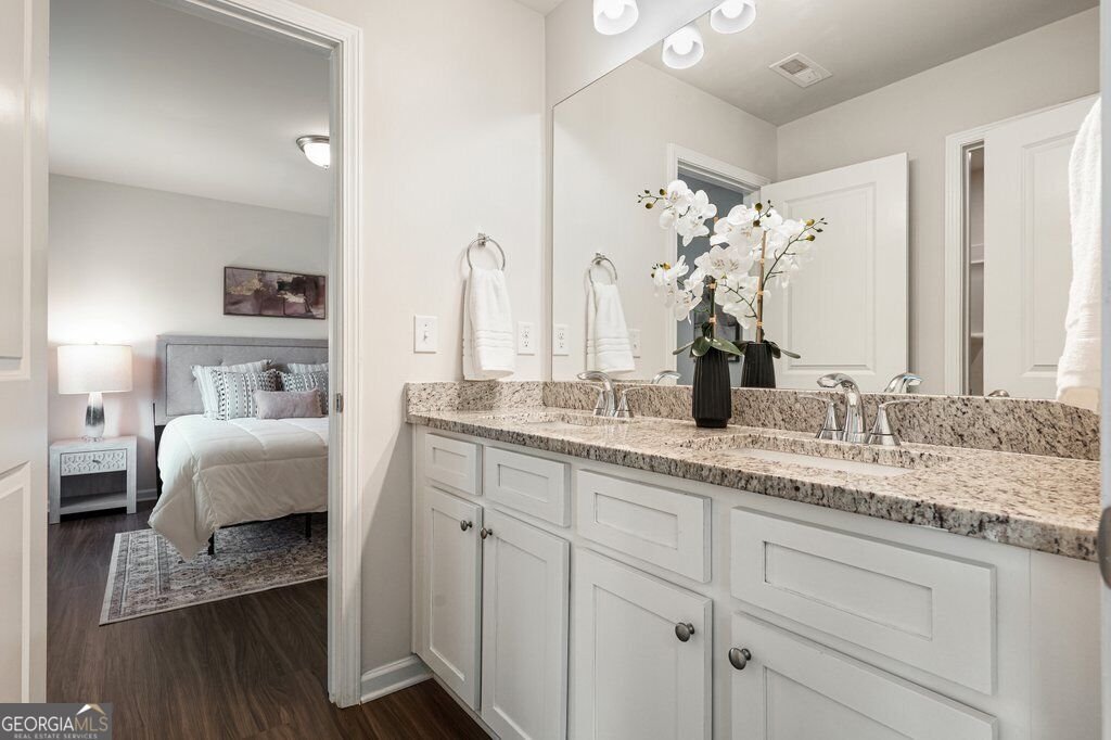 102 Mirage Court Dallas - Photo 17