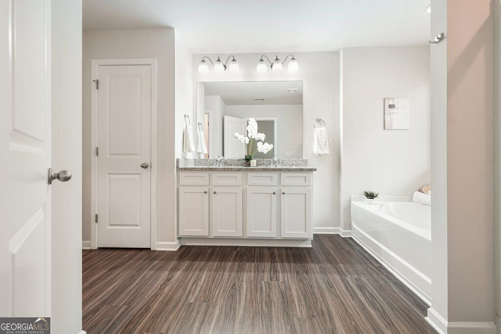 102 Mirage Court Dallas - Photo 18