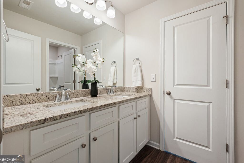 102 Mirage Court Dallas - Photo 32