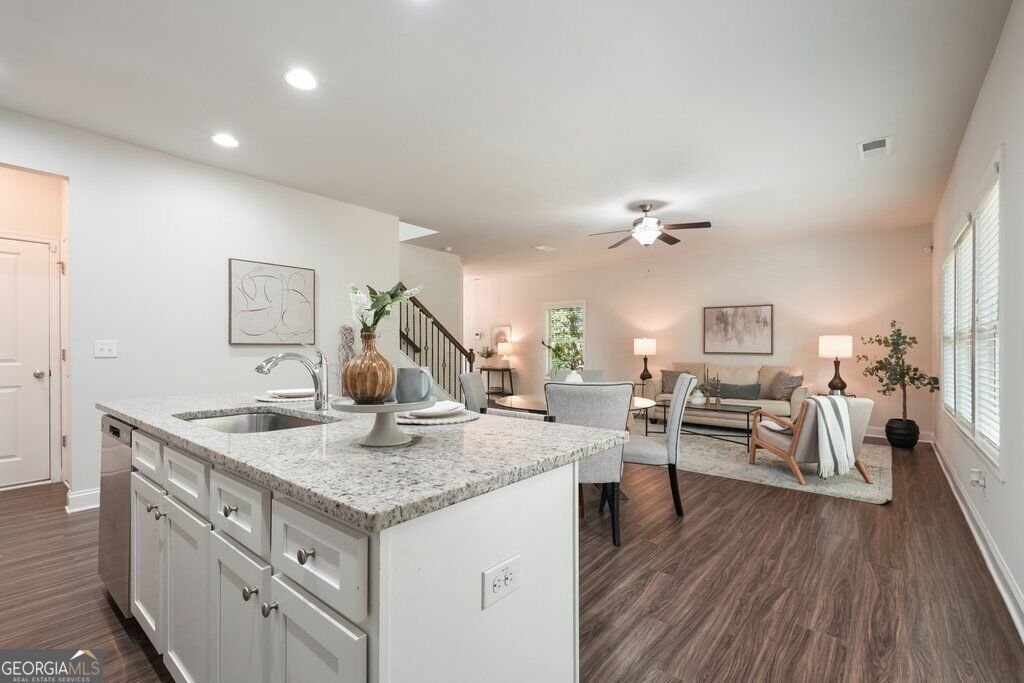 102 Mirage Court Dallas - Photo 6