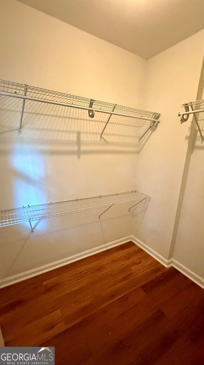 230 Peachtree Hollow Court Atlanta - Photo 11