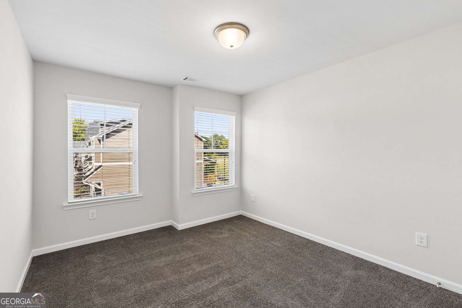 2513 Hedgeway Circle Kennesaw - Photo 32
