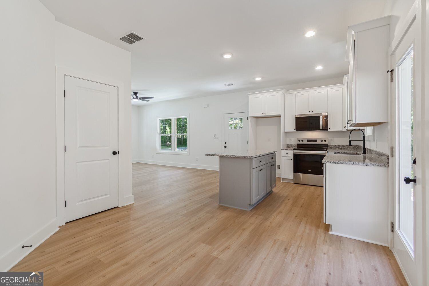 7511 Magnolia Lane Murrayville - Photo 19