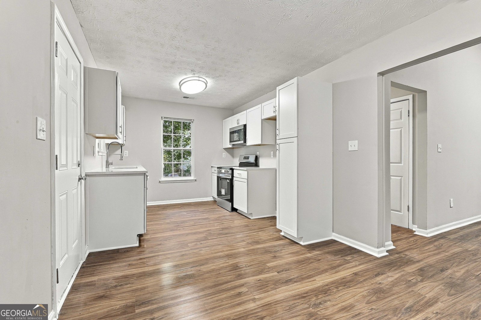 116 Richard Way Stockbridge - Photo 13