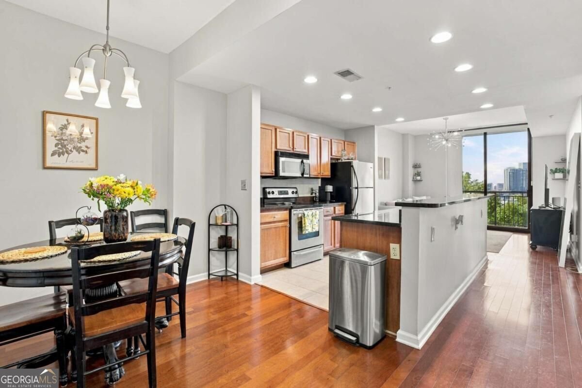 3040 Peachtree Road Atlanta - Photo 8