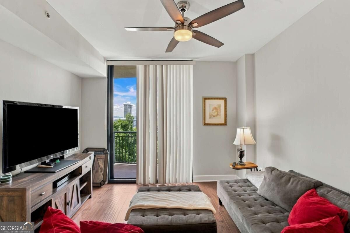 3040 Peachtree Road Atlanta - Photo 11