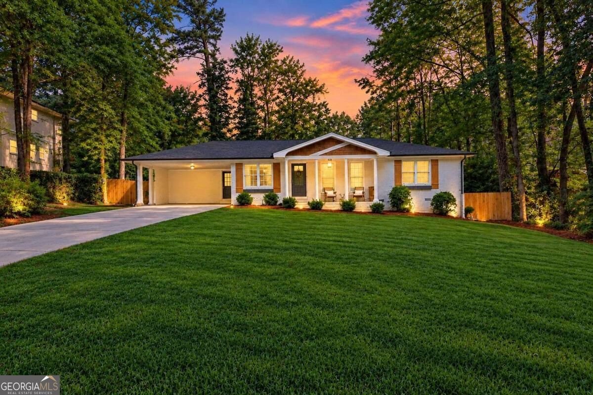 3189 Beechwood Drive Lithia Springs - main photo