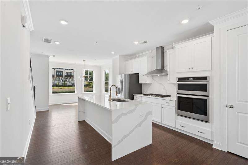 6548 Beacon Drive Sandy Springs - Photo 6