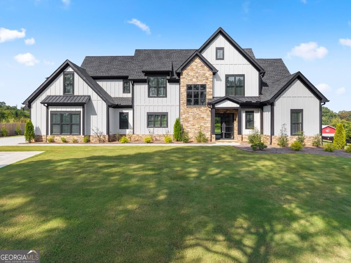 2275 Dr Bramblett Road Cumming - main photo