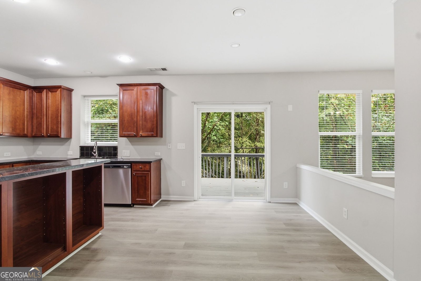 4290 Rosehall Court Atlanta - Photo 17