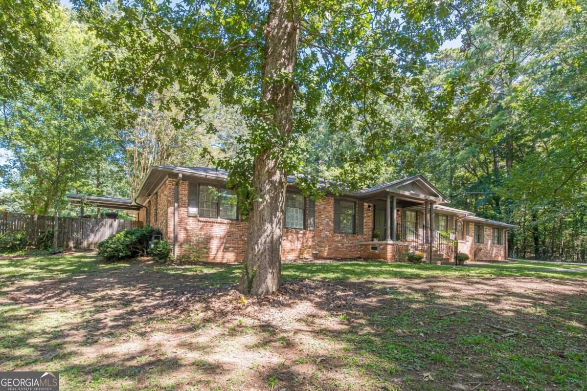 3121 Cascade Road Atlanta - main photo