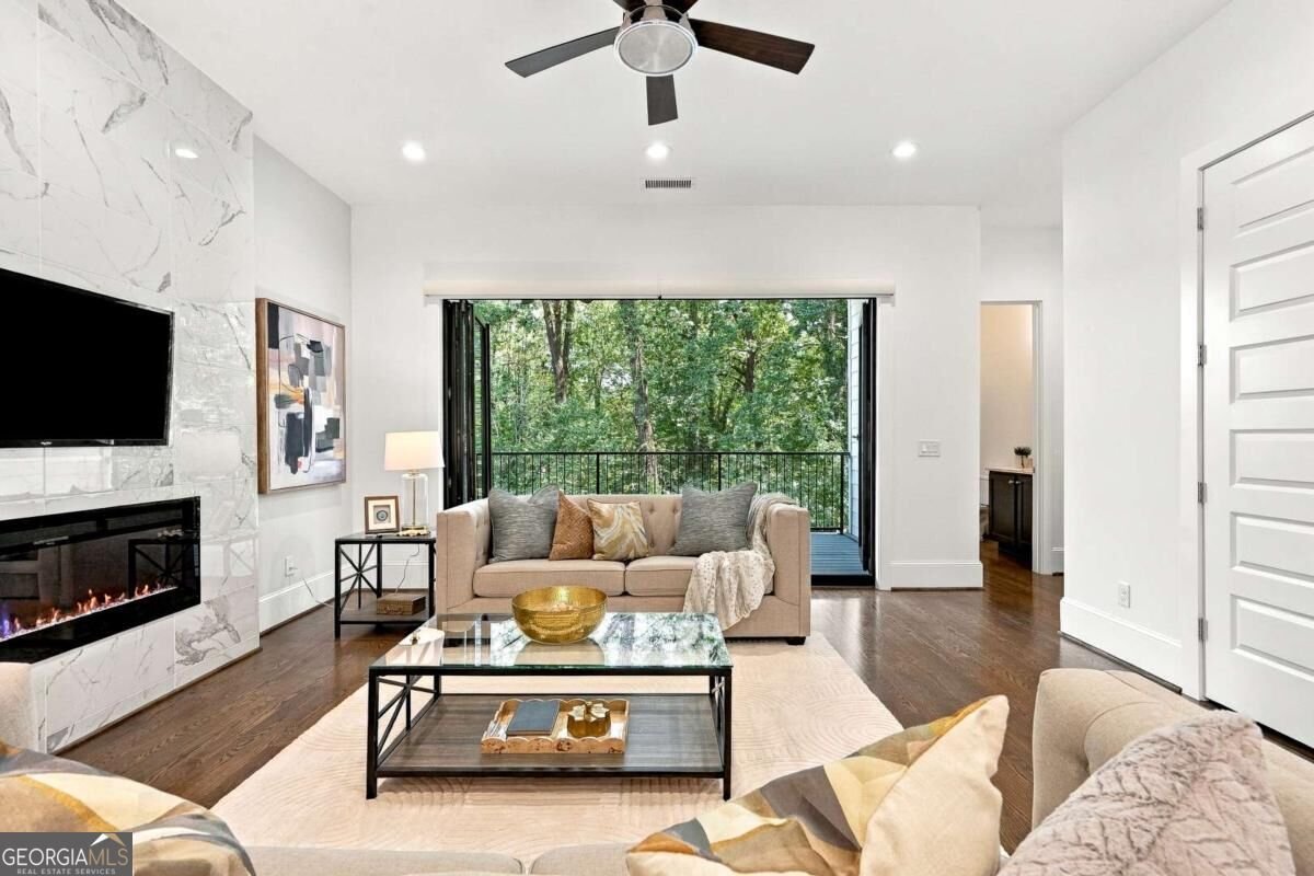 1099 Briar Cove Circle Atlanta - Photo 10