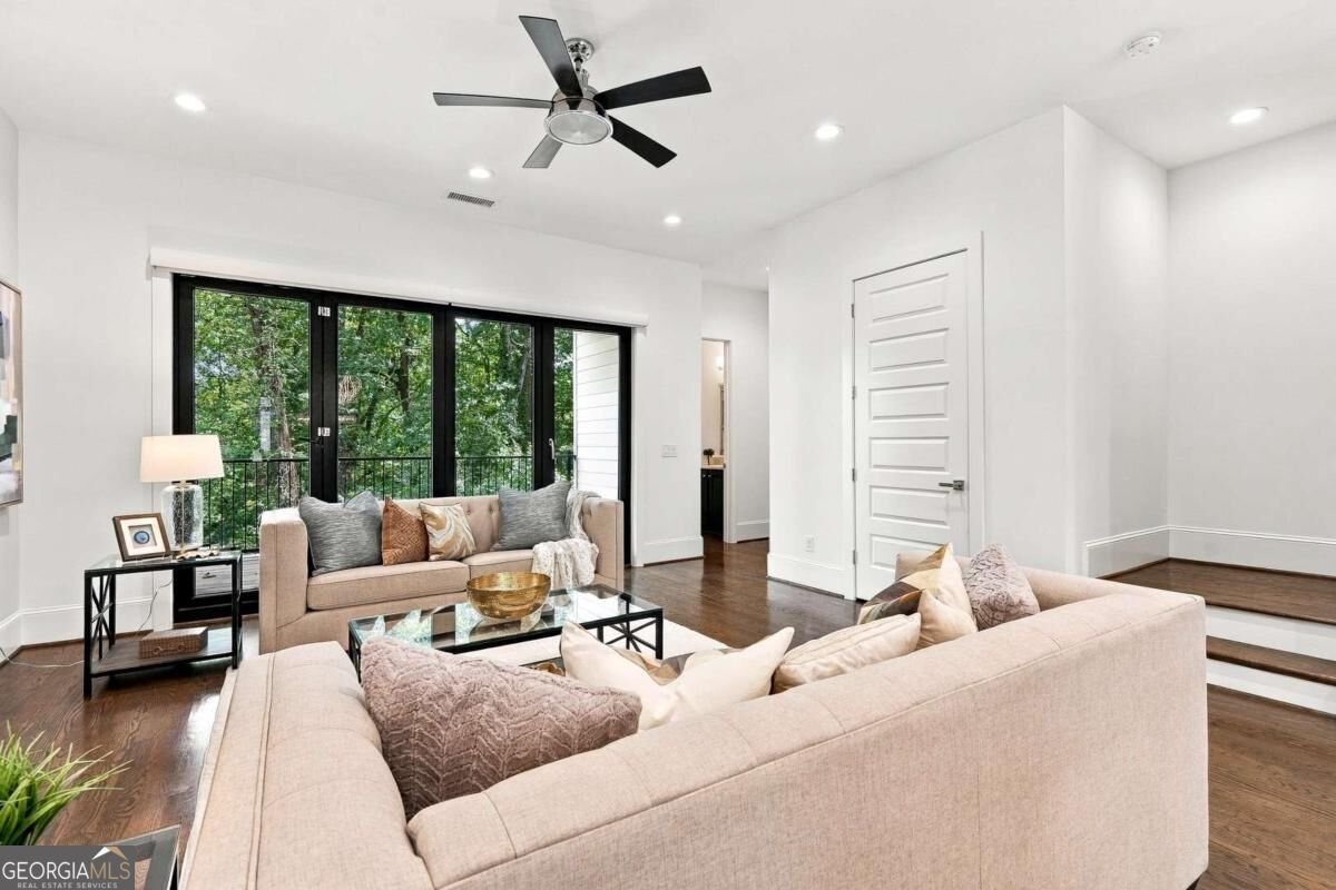 1099 Briar Cove Circle Atlanta - Photo 18