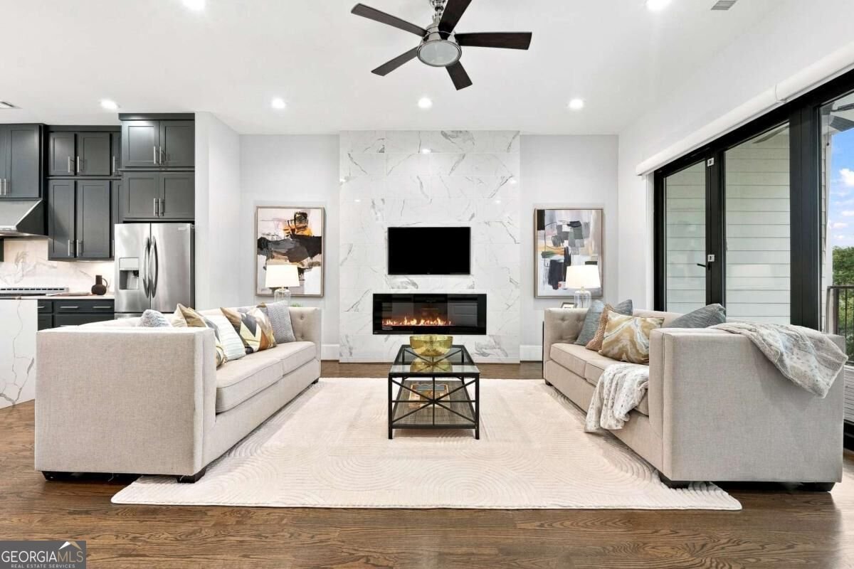 1099 Briar Cove Circle Atlanta - Photo 8